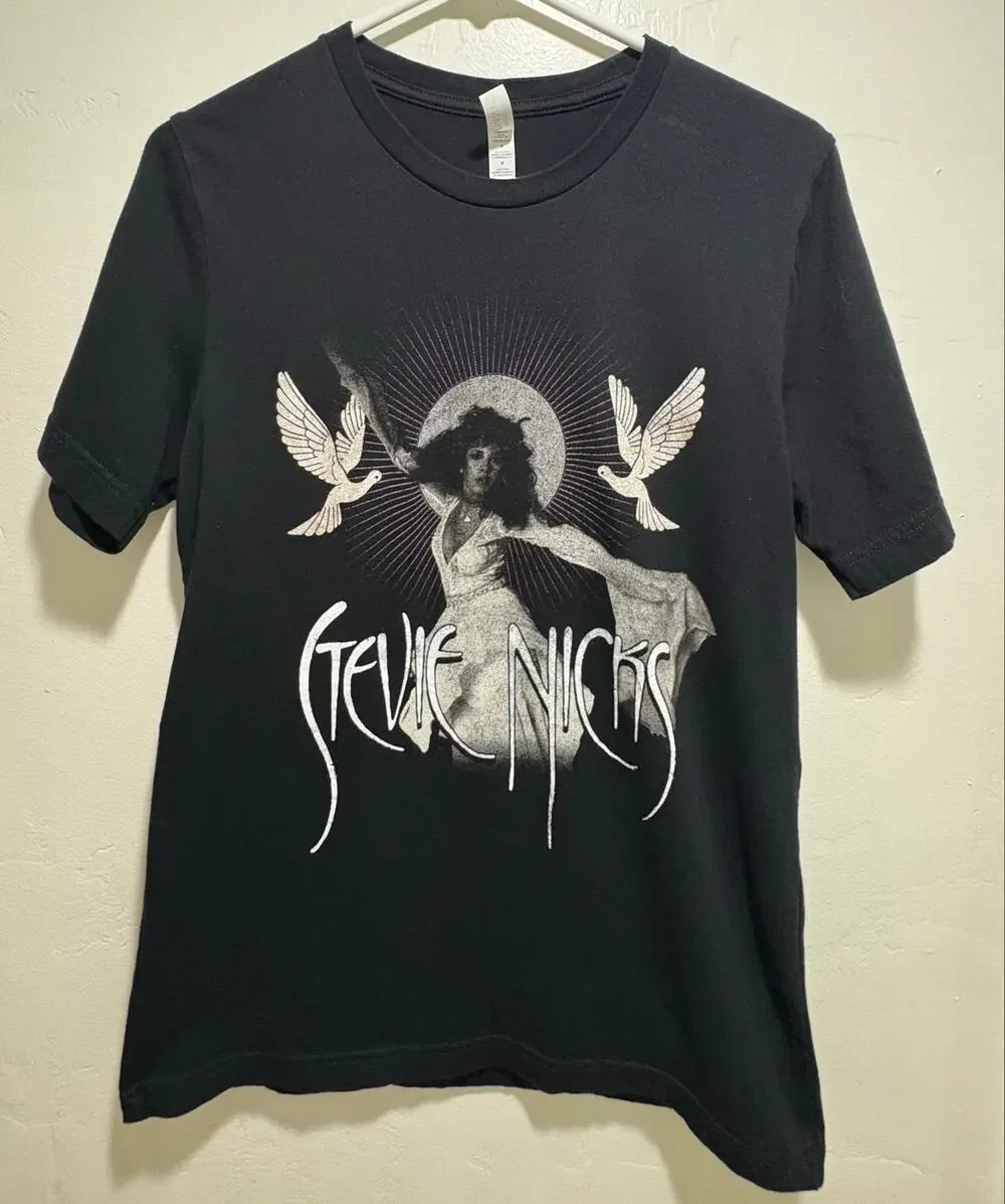 Stevie Nicks 2025 Tour Dancing Doves T-Shirt Size M Unisex